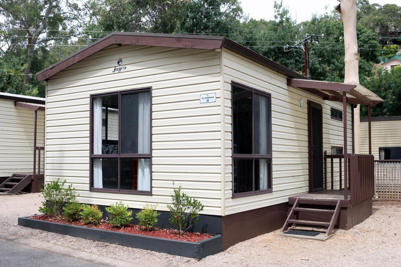 Отель Adelaide Brownhill Creek Tourist Park Экстерьер фото