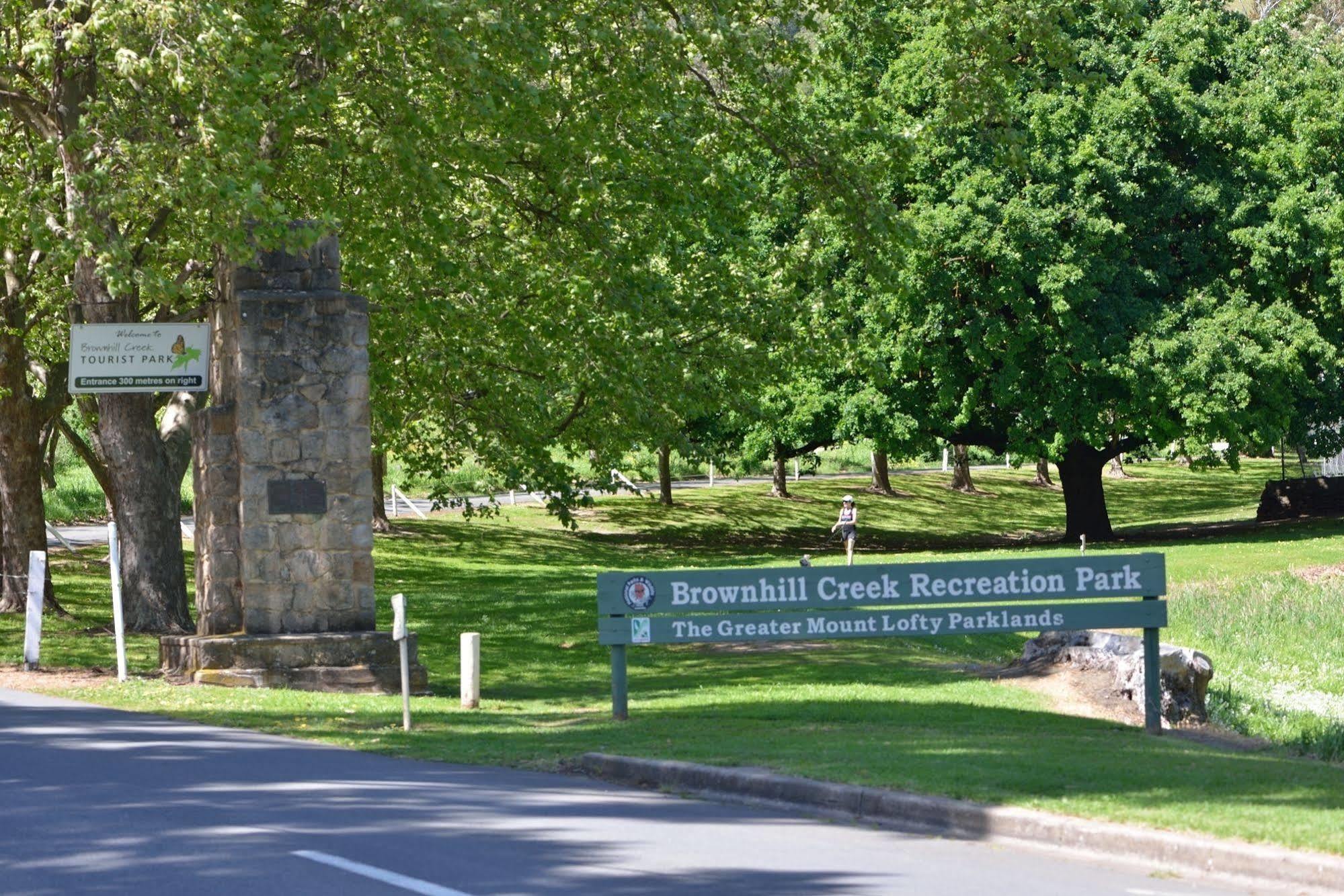 Отель Adelaide Brownhill Creek Tourist Park Экстерьер фото